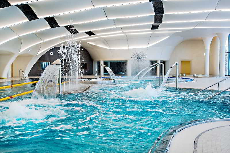 Hotel Arłamów Екстериор снимка